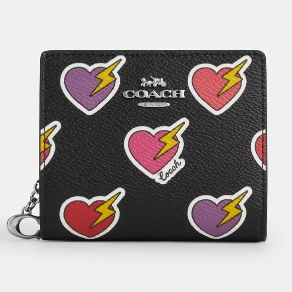 Coach Snap Wallet With Heart Bolt Print nwt - Picture 1 of 6